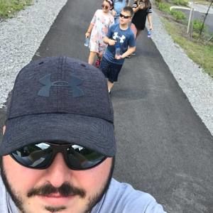 Meet your Posher, Dustin